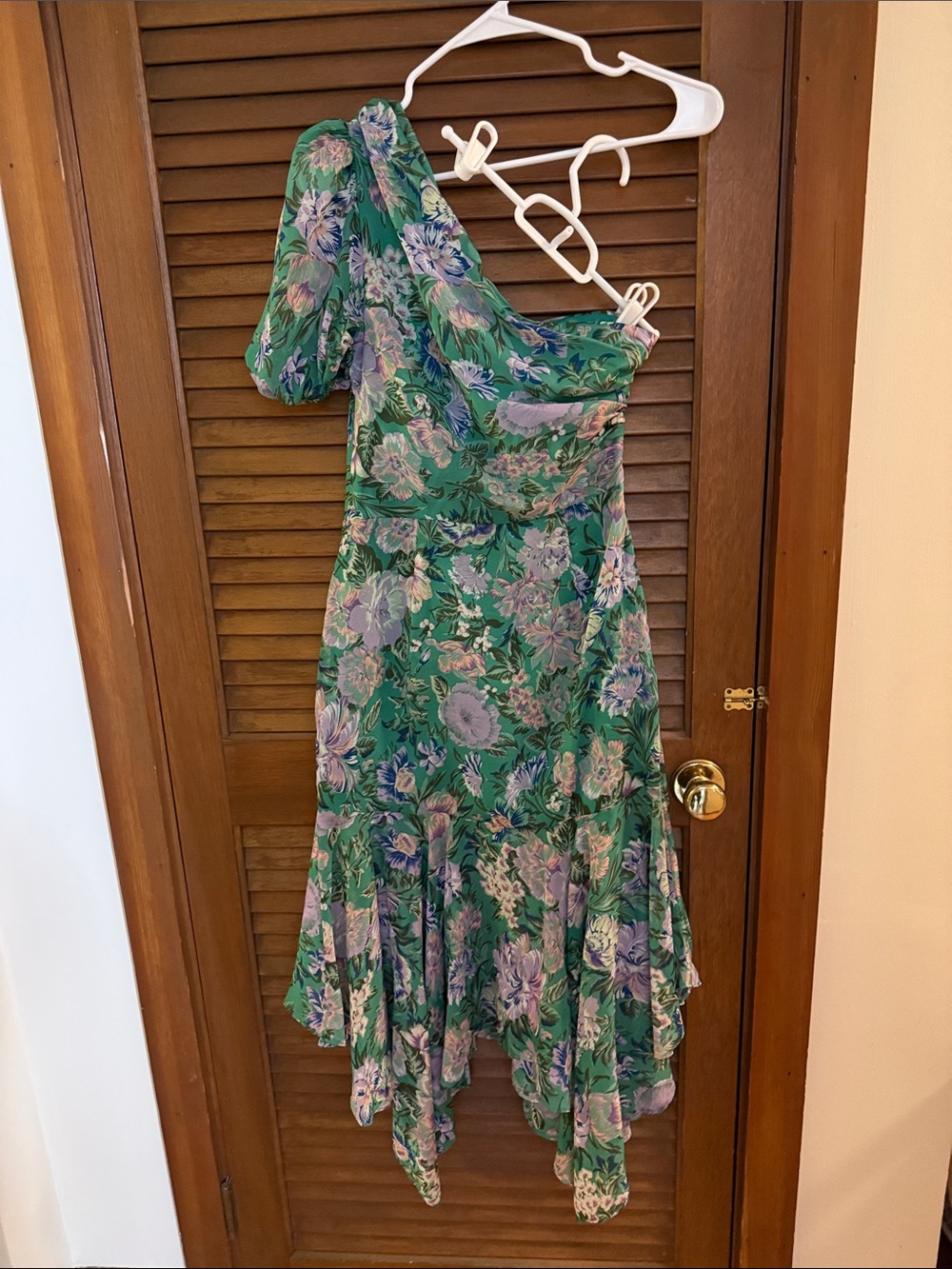 Astr Green Floral One-Shoulder Midi Dress